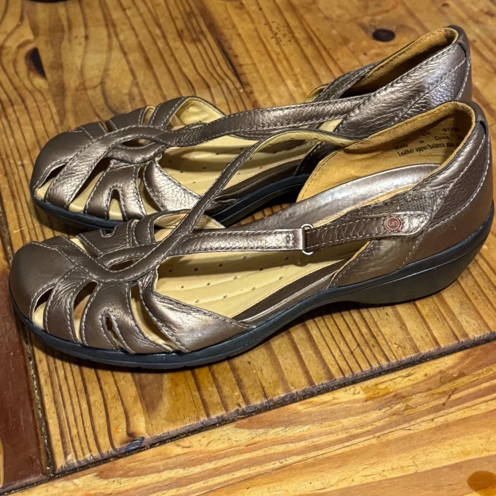 Clarks Unstructured Sandals Womens 9N Leather Metallic Bronz Strappy Wedge 86342